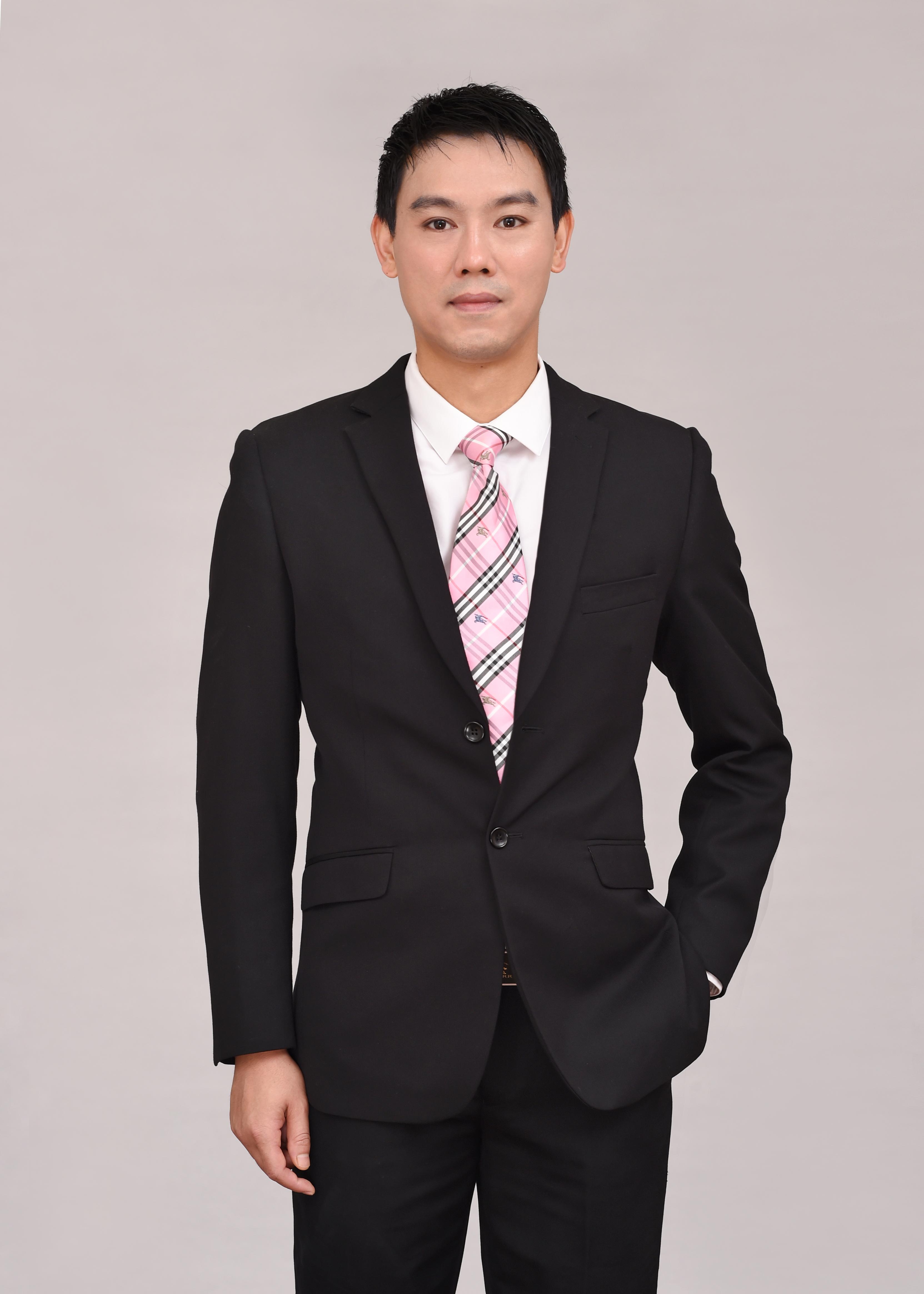 周鹏娟 项目运营总监